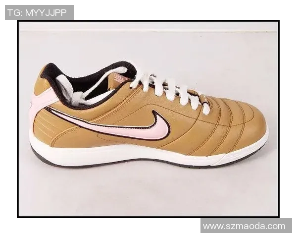 niketiempo足球鞋